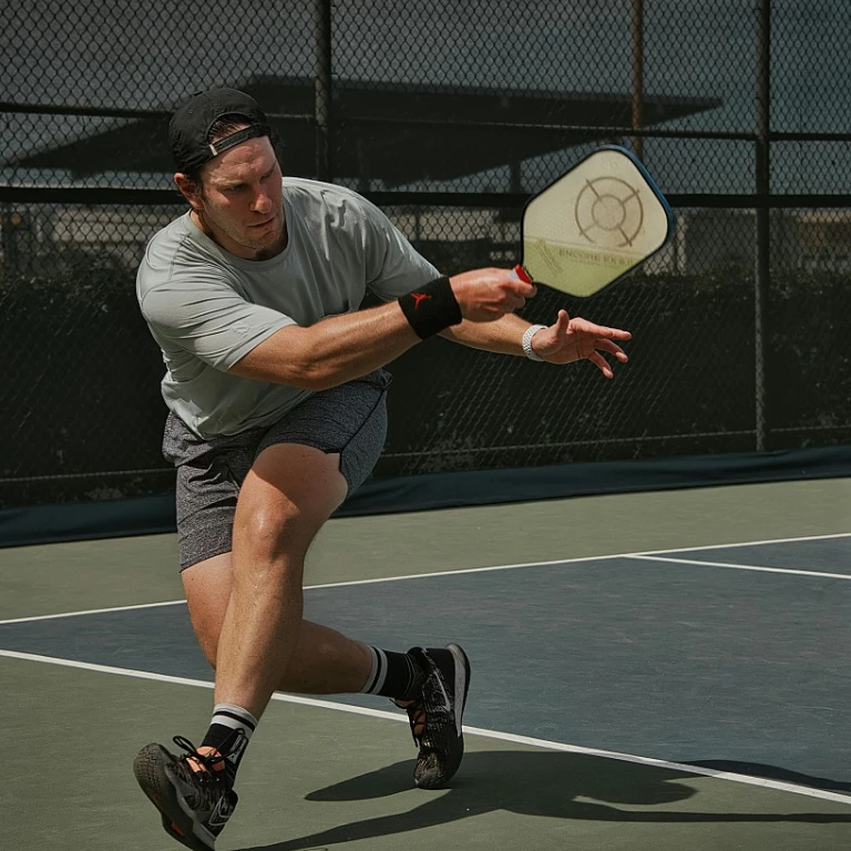 Exploring the Excitement of Surfside Pickleball